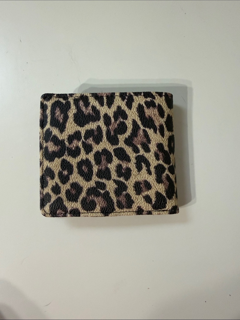 Von Dutch Leopard Print Wallet with Red Logo - Picture 4 of 4